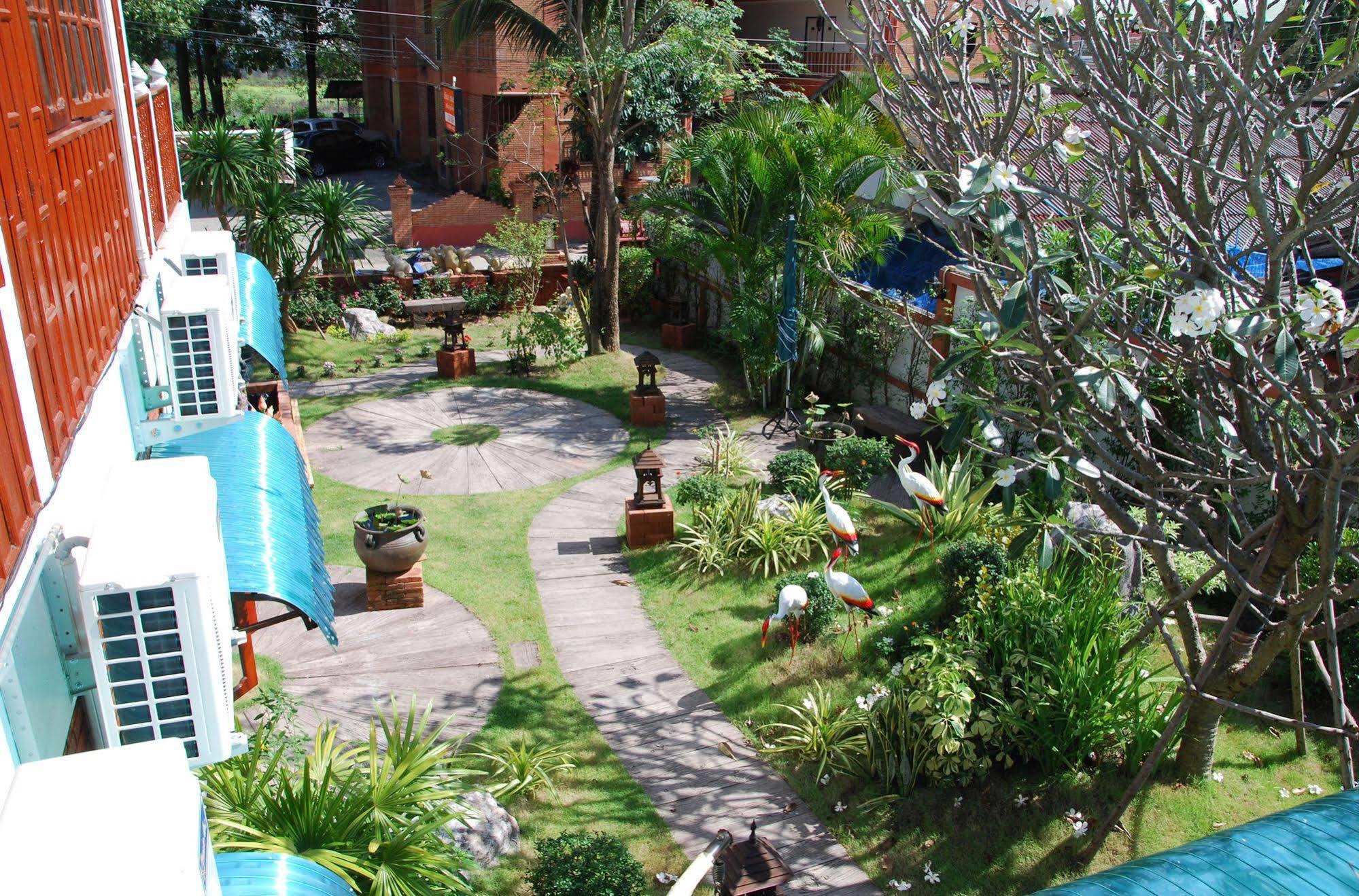 Grand Lanna Hotel Chiang Mai Dış mekan fotoğraf